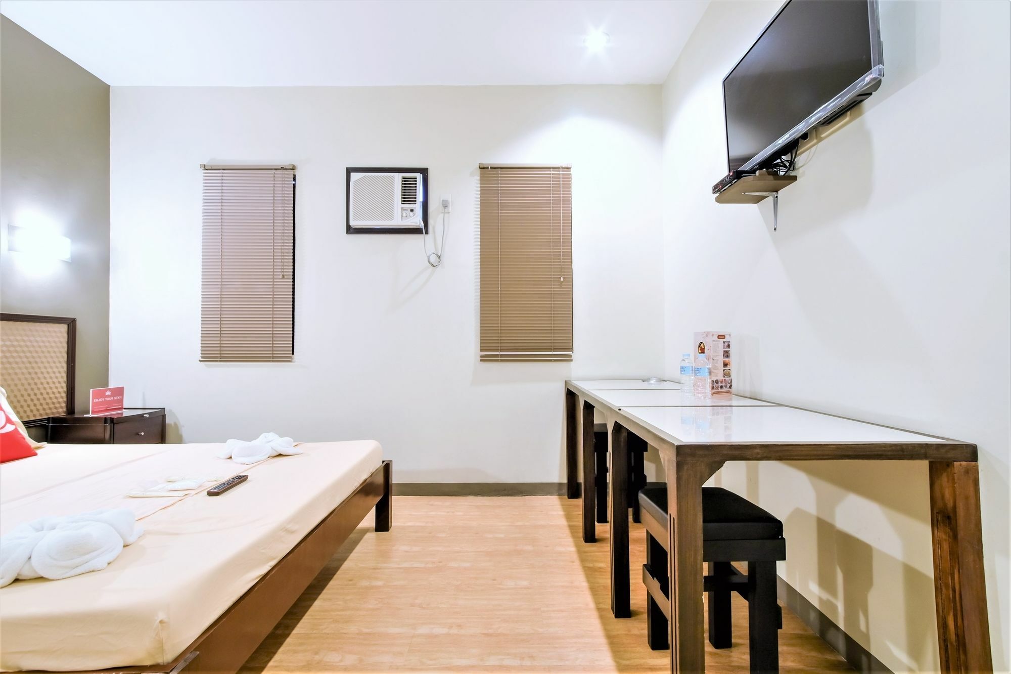 Zen Rooms Basic Aurora Pasay Exterior foto
